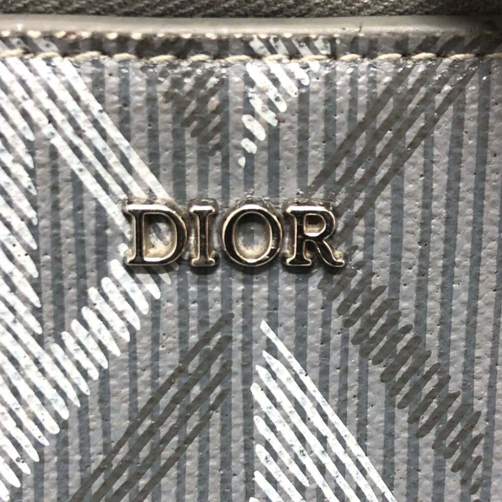 CHRISTIAN DIOR Gray Diamond Leather Pochette Shoulder Bag - Picture 8 of 12